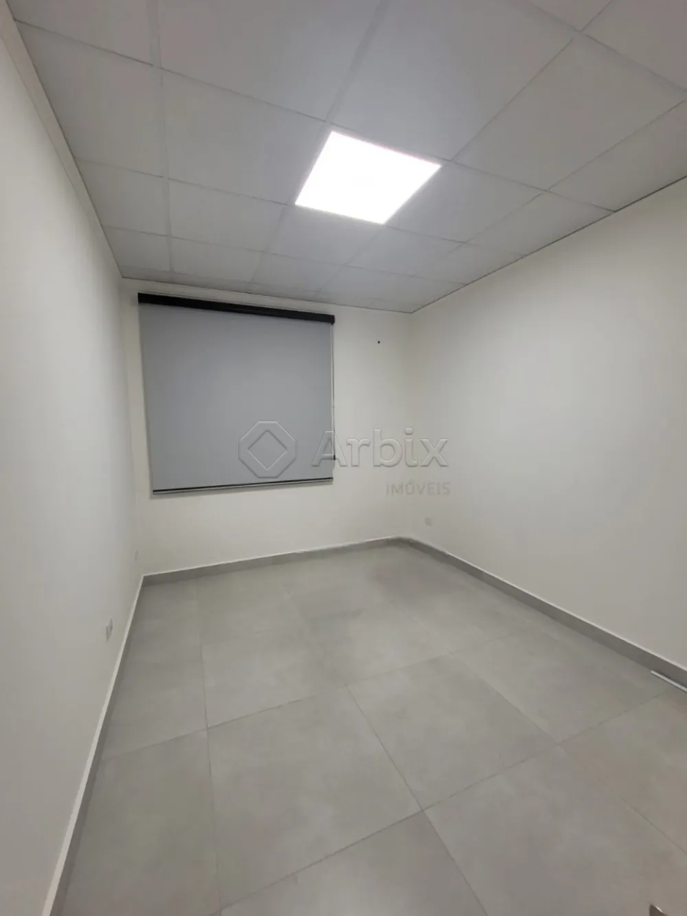 Alugar Comercial / Sala Comercial em Condom&iacute;nio em Santa B&aacute;rbara D`Oeste R$ 1.032,65 - Foto 2
